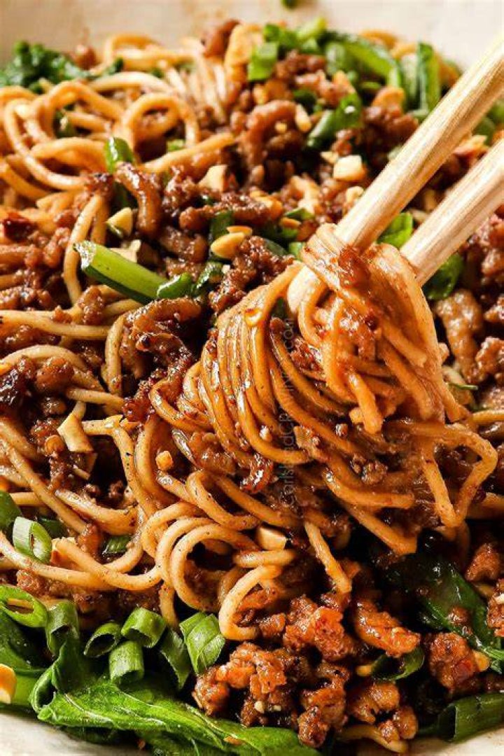 Dan dan noodles Fiery, numbing comfort by way of Sichuan The