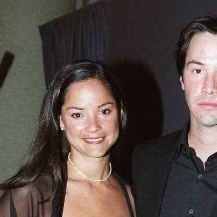 Kim Reeves Single, Bio, Career, Age, Net Worth, Height, Facts